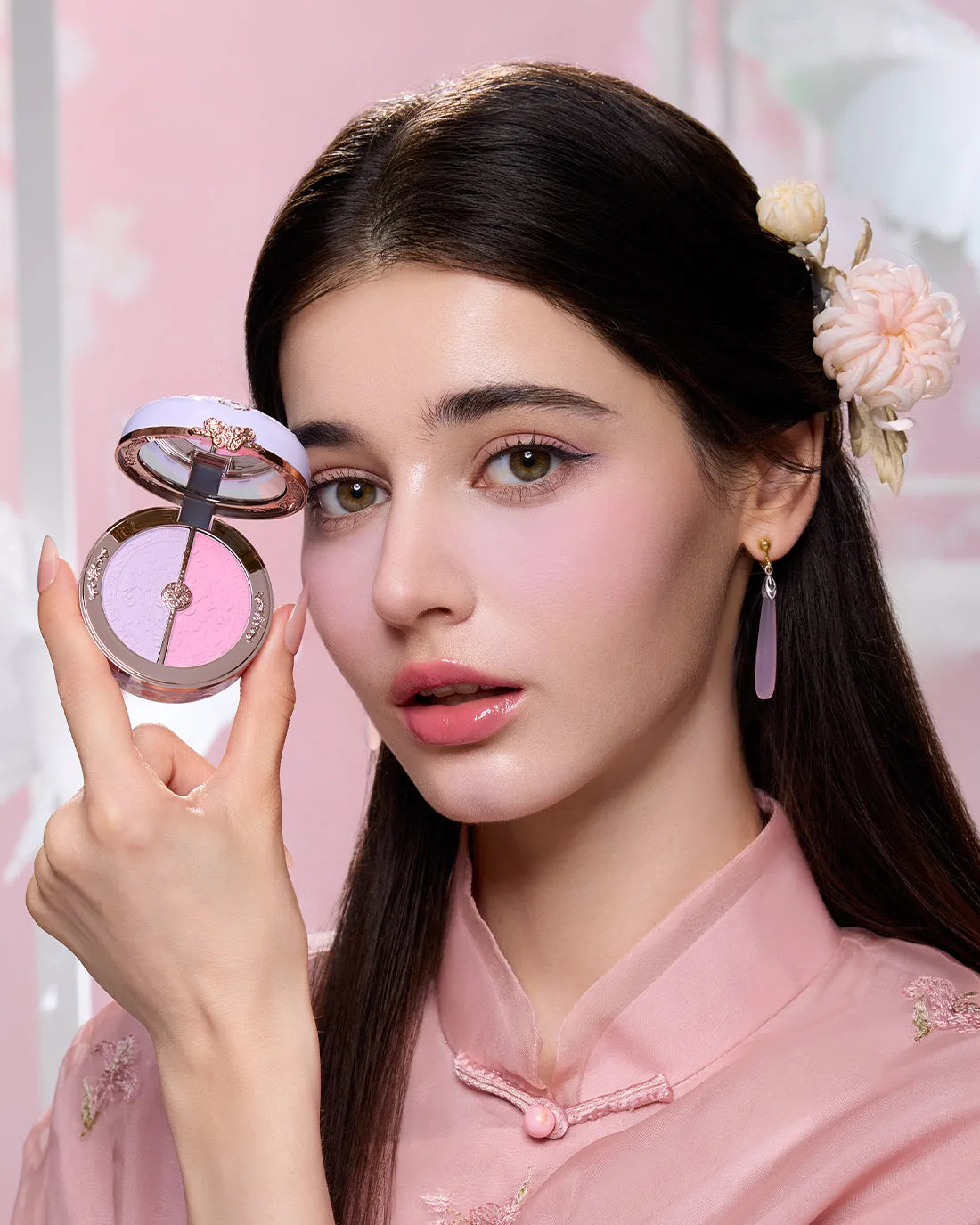 Butterfly Cloud Collar Rouge Box Highlighting & Blush Duo Powder