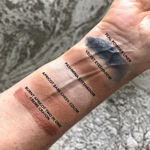 Velvet Mineral Eyeshadow