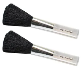 Wet N Wild Plush Brush